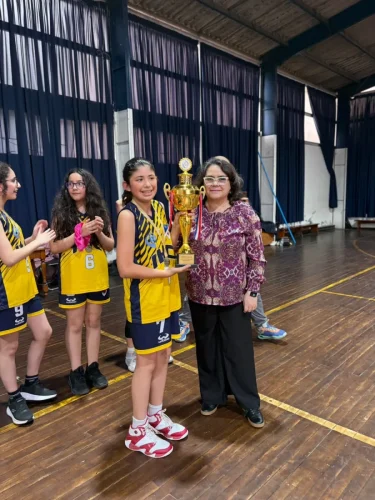 10. 1ER LUGAR IHC COPA_14_11zon
